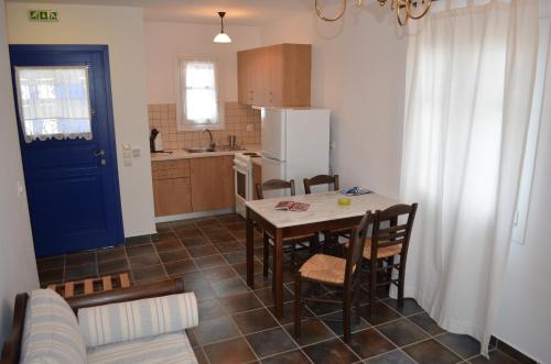  Maryianni Apartments in Avlemonas