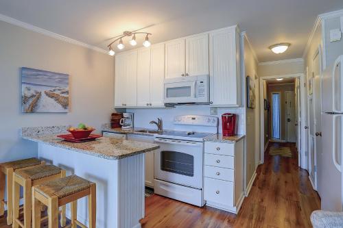 Sea Cabin 131 B in Isle of Palms, USA
