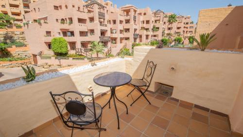 Apartment with Sea View image 2