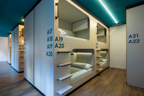 Bulezen Urban Hostel in ปอนเตเบดรา