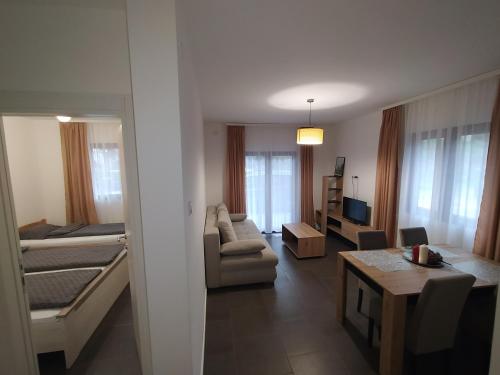 Velebit apartmani - Apartment - Crni Vrh