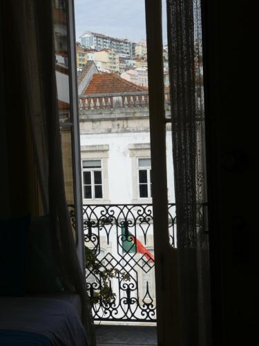 Фасада на хотела, Pensao Santa Cruz in Коимбра