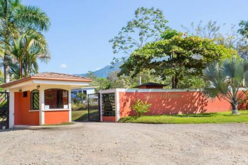 Casa Sol w/ Ocean View & Pool