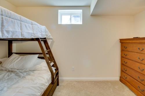 Near Lake Anna Gem with Saltwater Pool and Arcade! Near Lake Anna Gem with Saltwater Pool and Arcade!