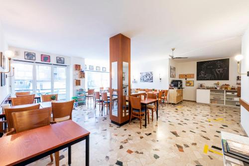 Hotel Atlantico - image 4