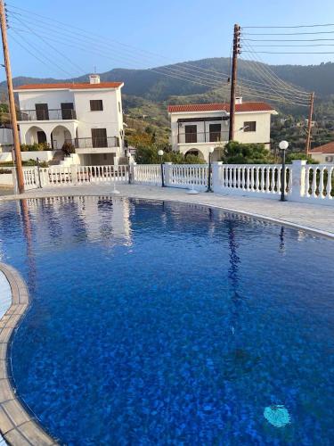 A szálláshely kívülről, Nysa8 in Pomos