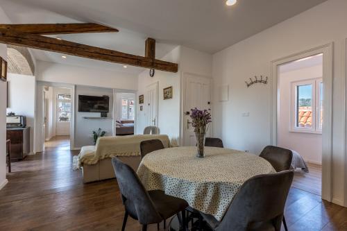 The Heart of Palace Apartment, Split (photo 6)