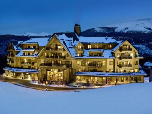 Crystal Peak Lodge By Vail Resorts - Accommodation - Breckenridge