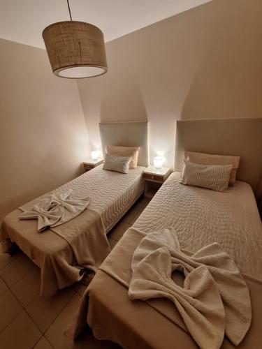 One-Bedroom Apartment image 5