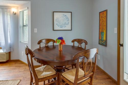 Lakefront Retreat in the Heart of Osage Beach! Lakefront Retreat in the Heart of Osage Beach!