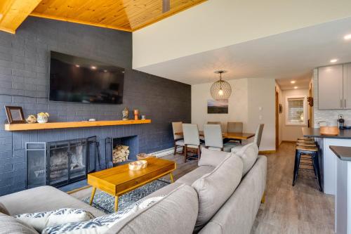 Sleek Mountain Home Less Than 8 Mi to Vail and Beaver Creek! in Beaver Creek, USA
