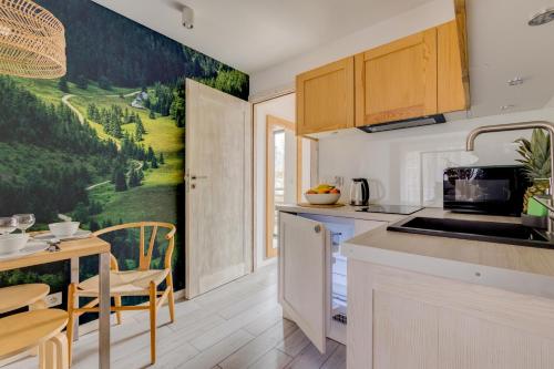 Giewont View Apartamenty z widokiem - Butikowe & Sauna - Grunwaldzka Krupówki Centrum Zakopane by RentiloPL obrázok