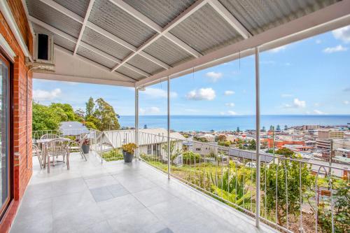 Oakleigh House in เบอร์นี่