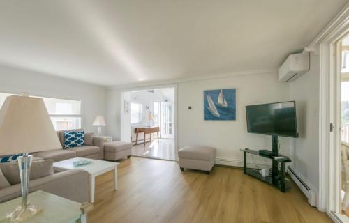 294 Phillips Road Sagamore Beach Beach Bliss in แซนวิช (MA)