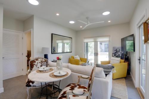 Serene San Diego Retreat with Deck - Walk to Bay! in La Playa