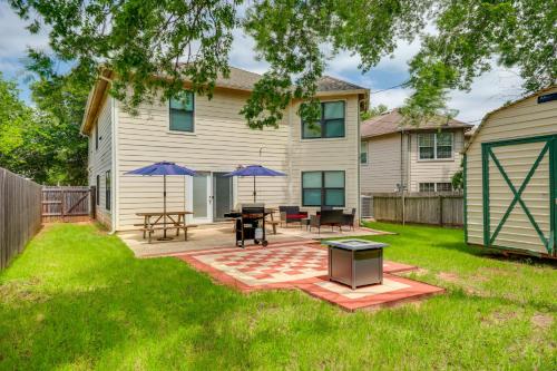 Renovated San Marcos Home with Grill Less Than 1 Mi to TSU! in San Marcos, USA