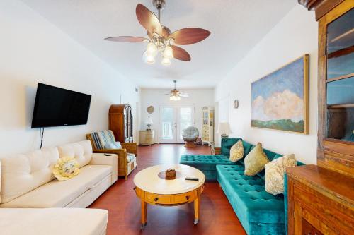 Abaco House by Meyer Vacation Rentals – Gulf Shores