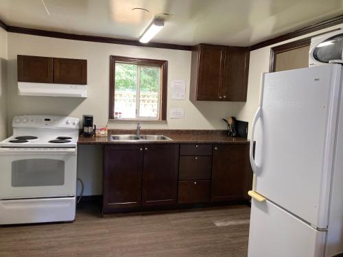 ห้องครัว, The Hiker Huts in พอร์ต เรนฟริว