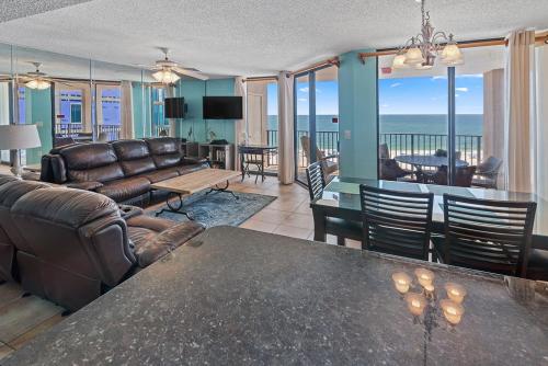 Phoenix East 801 by ALBVR - Corner unit with wrap-around balcony and unparalleled views! detail