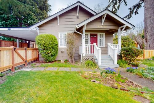 Little City Farms Casita