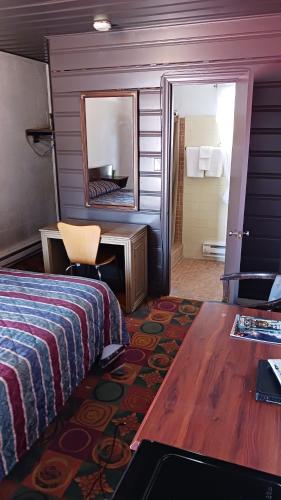 White Pine Motel