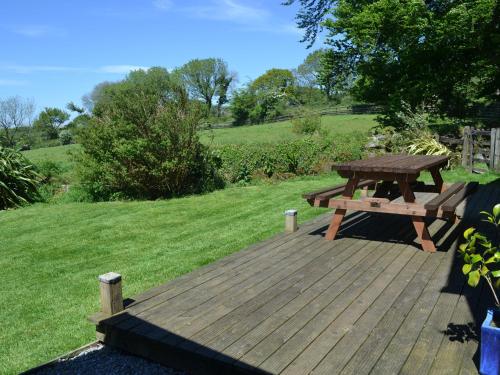 WhiteTor Farm: Nestling - image 10