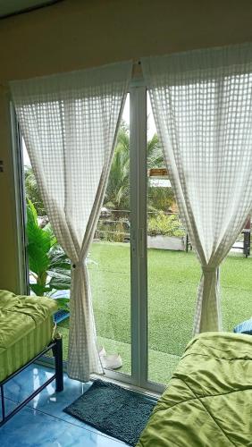 3 king beds