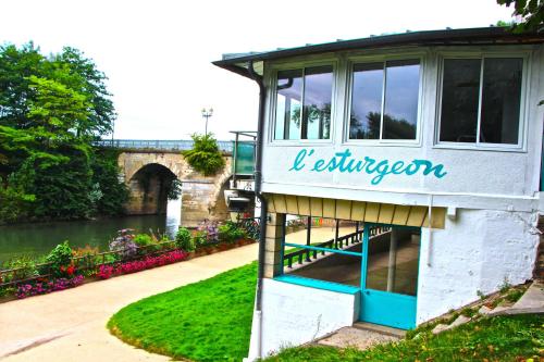 Hôtel L'Esturgeon - image 3