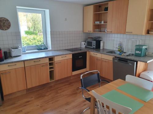 Kornhaus - schöne Ferienwohnung mit Pool, Kamin und Terrasse, Gotinga (foto 5)