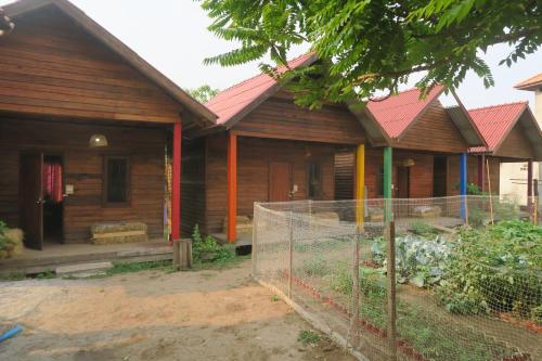 Samaki Guesthouse - Tad Lo