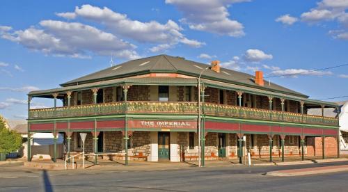 B&B Broken Hill - Imperial Fine Accommodation - Bed and Breakfast Broken Hill