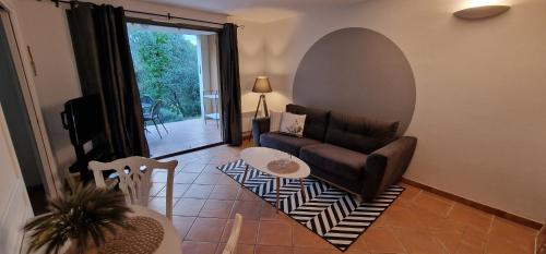 Appartement sur golf de L'Isle-Sur-La-Sorgue