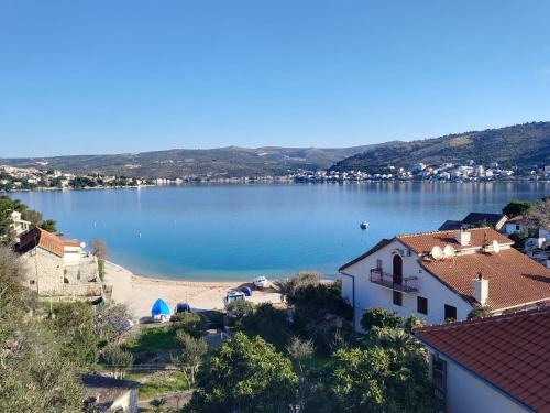 Apartmani Radić Rg (Apartmani Radic Rg) in Rogoznica