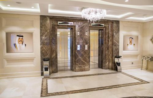 Adams Hotel, Al Asimah