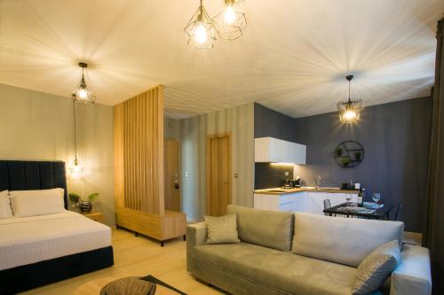 marizas luxury suites #2