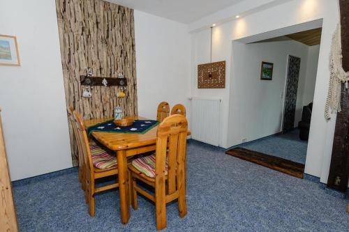 Ferienwohnung-auf-Ruegen-fuer-3-Erwachsene-und-1-Kind-in-Schaprode-Zi6, Schaprode (foto 5)