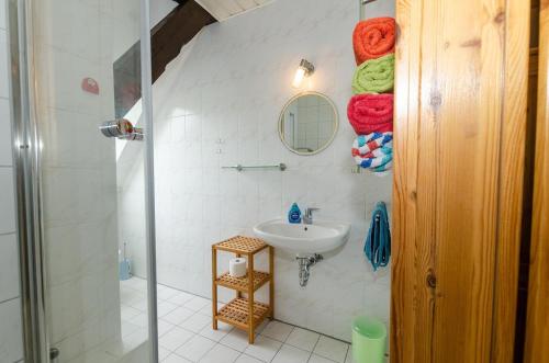 Ferienwohnung-auf-Ruegen-fuer-3-Erwachsene-und-1-Kind-in-Schaprode-Zi6, Schaprode (foto 9)