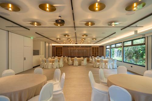 Emmantina Hotel - image 3