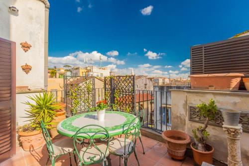 the B rooftop apartment, Rom