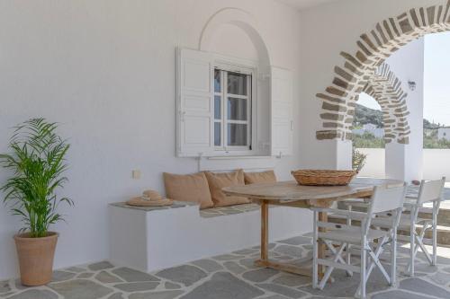 Anthemion Paros - Villas & Suites