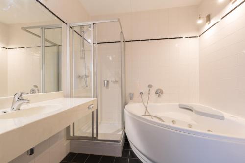Amrâth Hotel Alkmaar - image 2