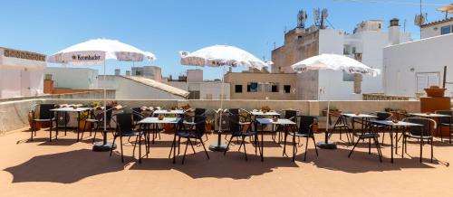 Hostal Doris - image 10