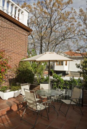 ブルネテ Hostal Brunete ホテル レストラン