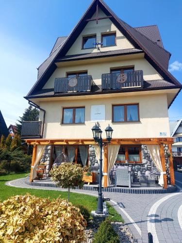 Buitenkant, Willa CHWOST zlokalizowana w pobliżu Term i Zakopanego (Willa CHWOST zlokalizowana w poblizu Term i Zakopanego) in Bialy Dunajec