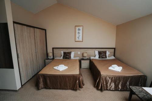 Large Double Room