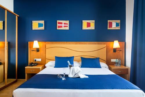 Hotel Garbi - image 11