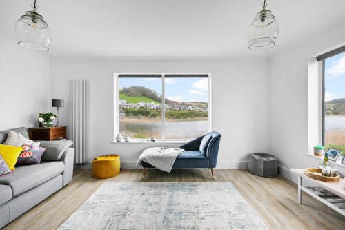 Swan's Nest - River view, Close to beach, Garden - Start