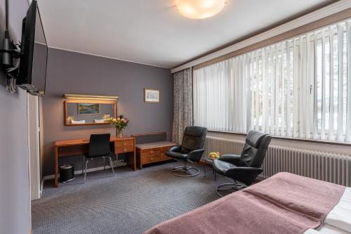 Polar Hotel - image 9