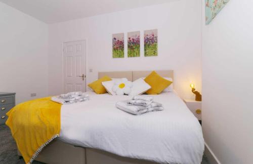 Rydal house 2 bedroom house with upstairs bathroom in เฮย์ดอกค์