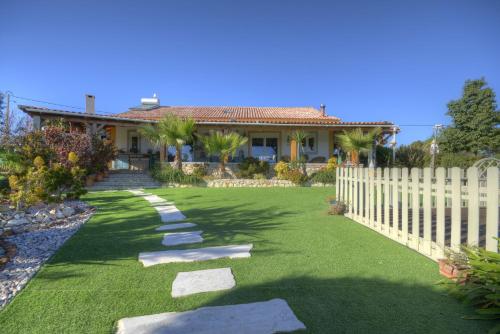 Prestige for Home - Moradia com Piscina, Jardim e Estacionamento Paderne /Albufeira